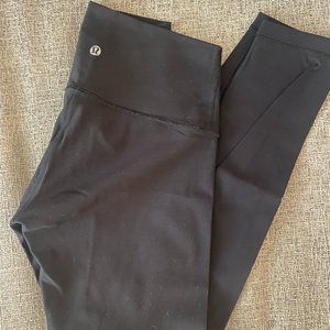 Lululemon Wunder Under High-Rise Tight 25" in Black, Size 4